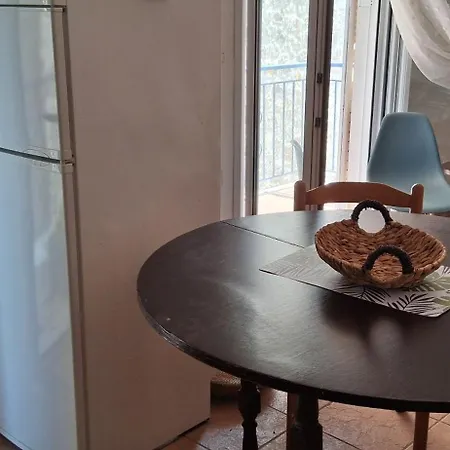Apartment Non Perigiali Balcomni Front Sea View Nydri (Lefkada)